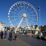 아파트 Cocon Calme Proche De La *